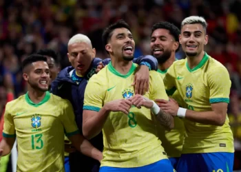 Internacional brasileiro apontado ao Benfica