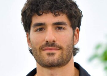 José Condessa fala sobre a possibilidade de ser homossexual?