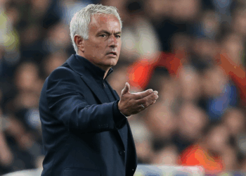 Mourinho vai ao mercado em janeiro